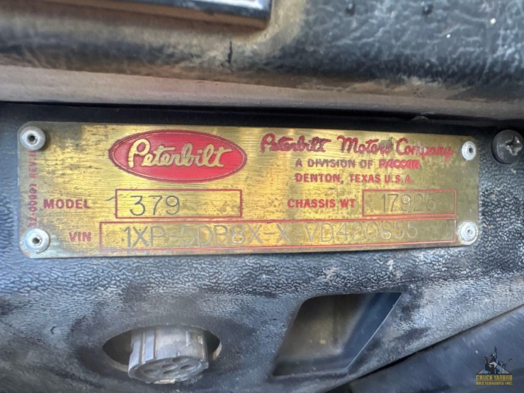 1996-peterbilt-379-image-24
