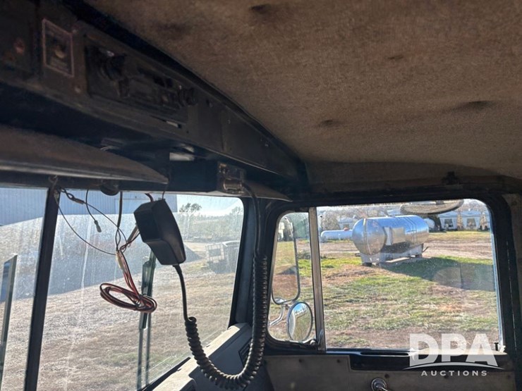 kenworth-t600-image-61