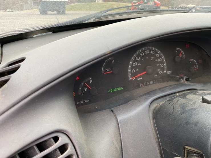 ford-f150-xl-image-10