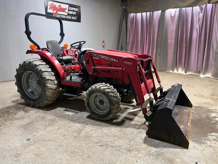 massey-ferguson-1533-image-6