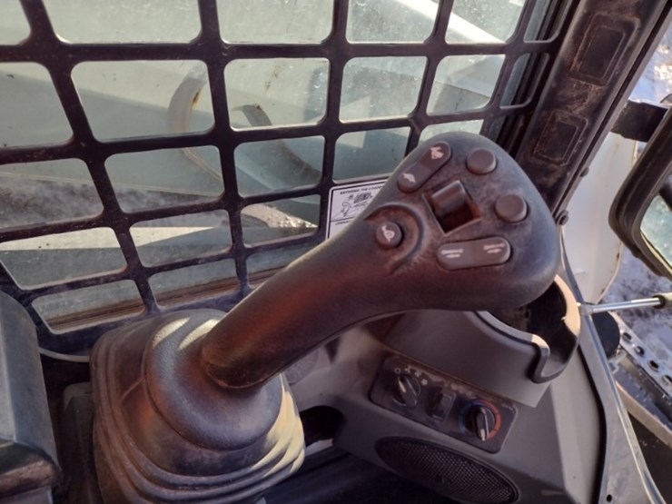 bobcat-s570-image-10