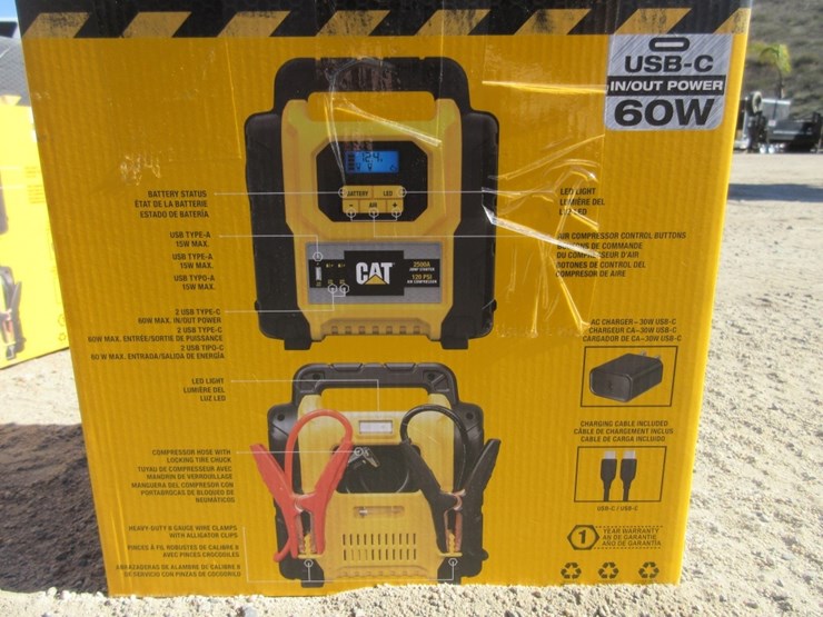 (2)-cat-2500a-lithium-jump-starters-image-3