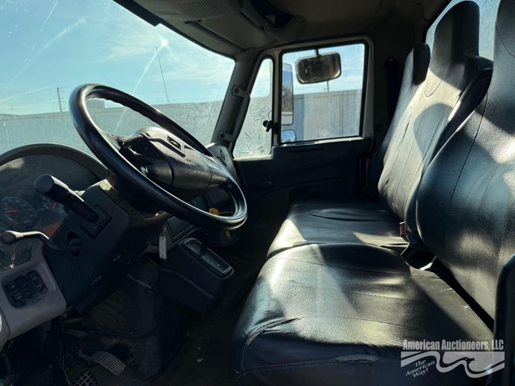 international-durastar-4300-image-14