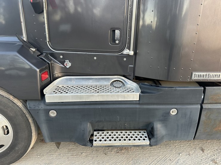 2006-kenworth-t600b-image-12