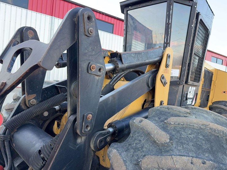 caterpillar-563c-image-20