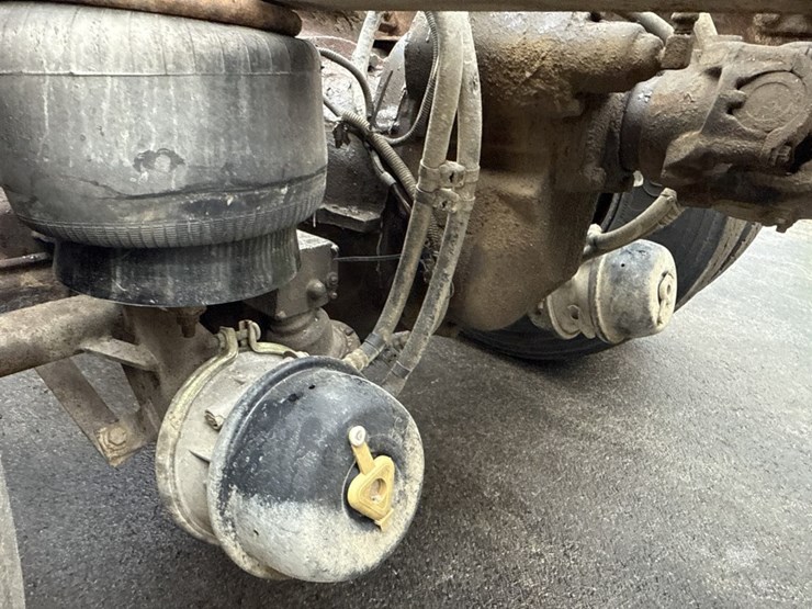 kenworth-t600-image-55