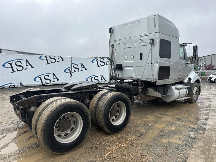 2014-international-prostar-image-5