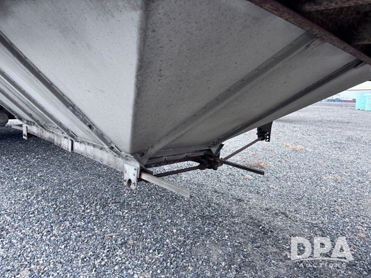 1998-merritt-hopper-image-45