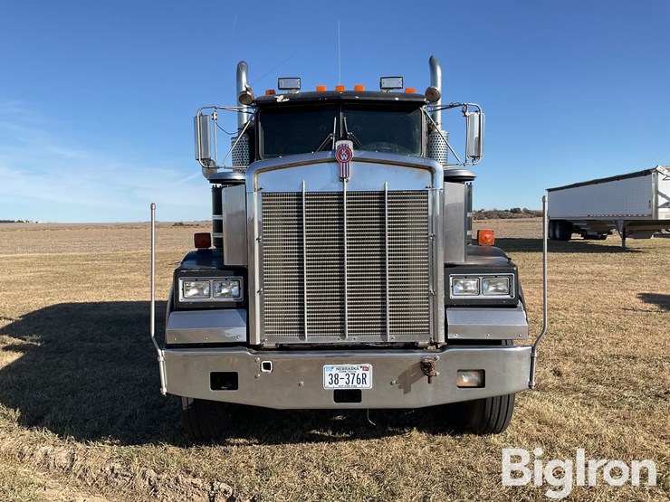 1985-kenworth-w900-t/a-truck-tractor-image-2
