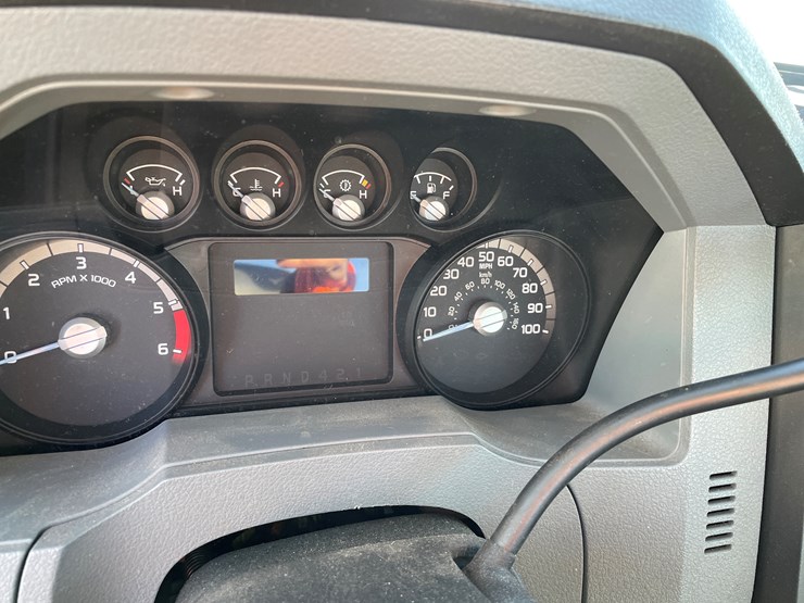 2015-ford-f650-image-26