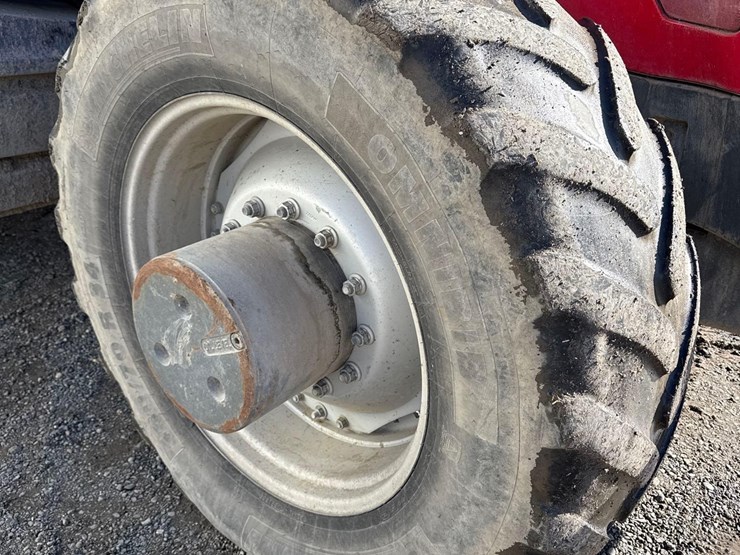 massey-ferguson-8730-image-10