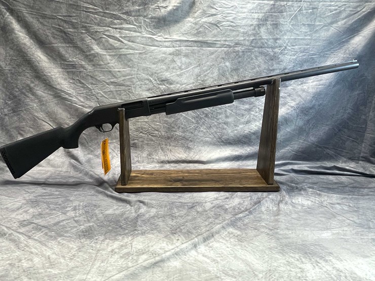 #2337-•-nef-12-ga.-pump-action-shotgun,-sn:-nz921468-image-1