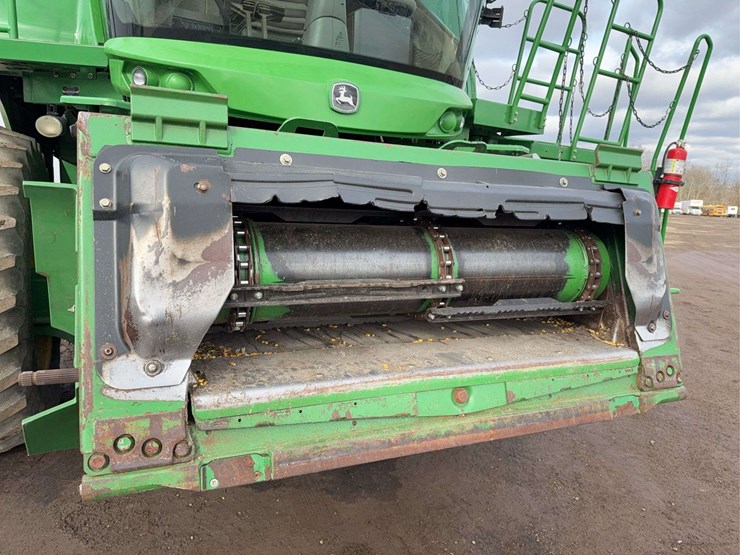2013-john-deere-s670-image-81