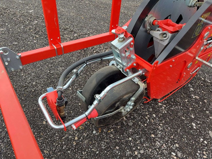 2021-checchi-&-magli-wolf-pro-image-9