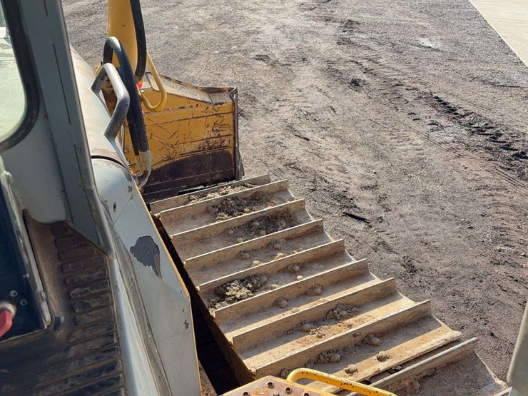 john-deere-850-image-43