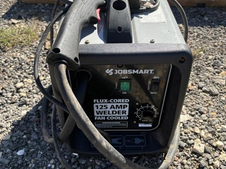 #16-•-jobsmart-125-amp-welder-image-2