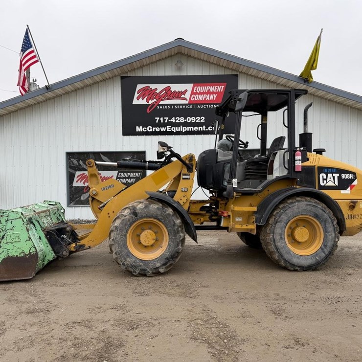 2015 CATERPILLAR 908H2