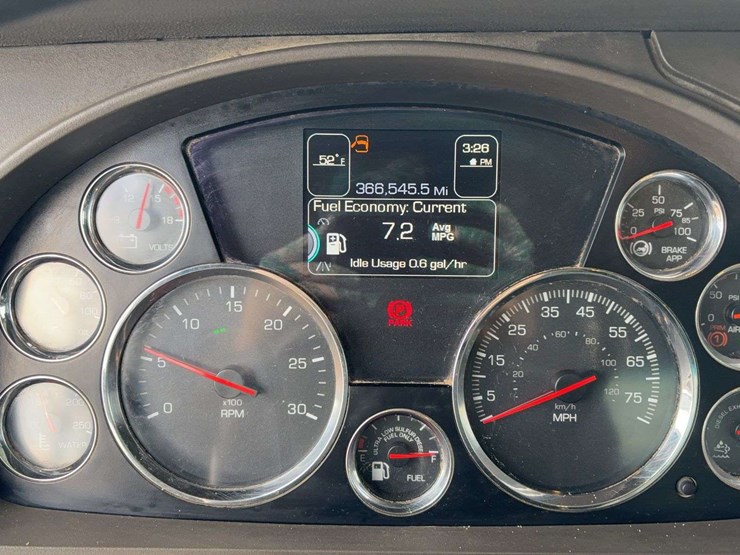 2017-kenworth-t880-image-49