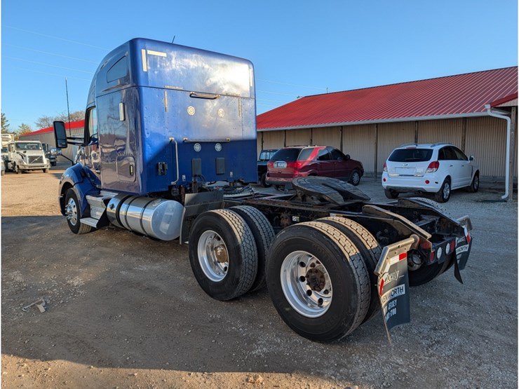 2020-kenworth-t680-image-12