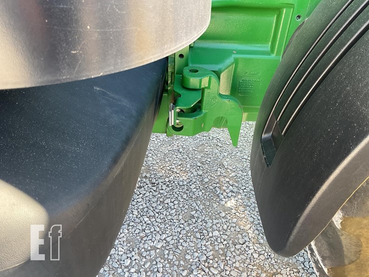 john-deere-8335r-image-16