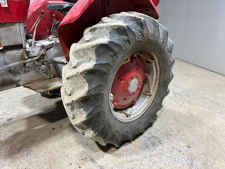 massey-ferguson-super-90-image-12