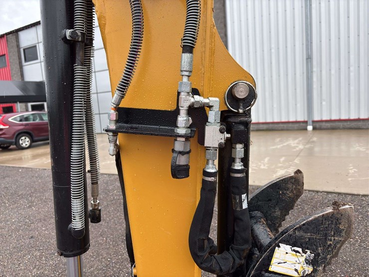 2023-caterpillar-303-image-24