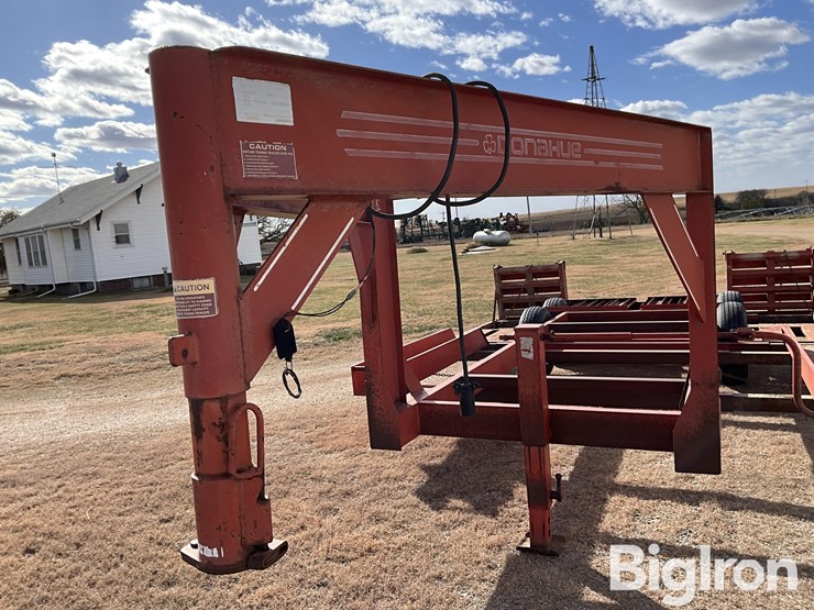 1993-donahue-t/a-swather-trailer-image-10