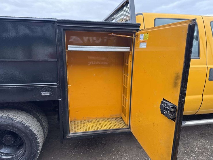 2013-ford-f350-image-19