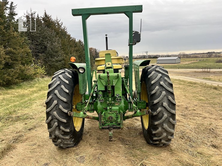 john-deere-4020d-image-3