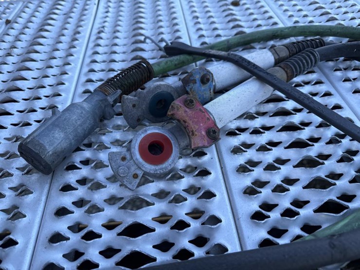 2012-peterbilt-389-image-45