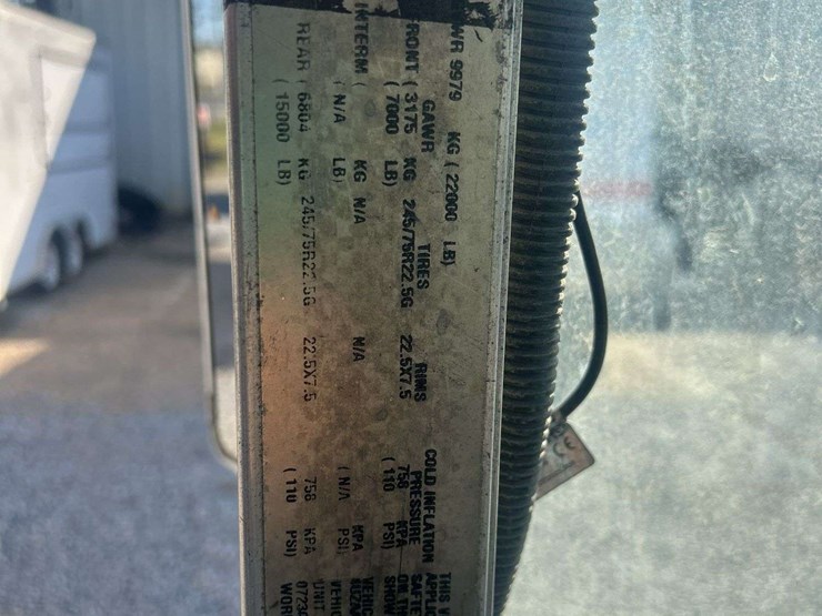 2007-freightliner-mt55-image-3