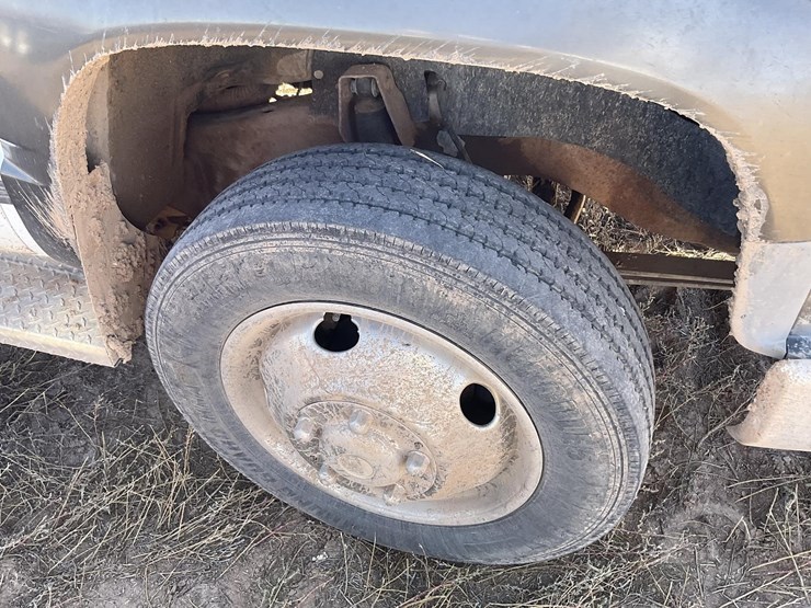 1992-chevrolet-3500hd-image-3