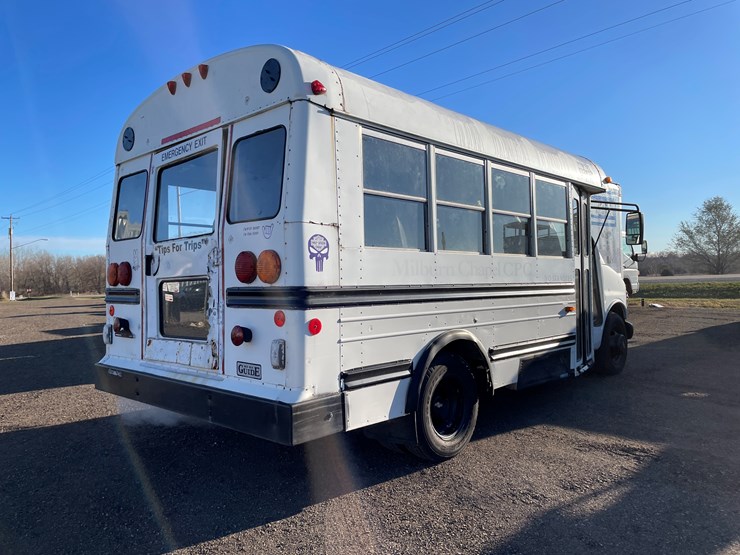 #1071-•-1999-chevy-short-bus-(has-wi-title)-image-5