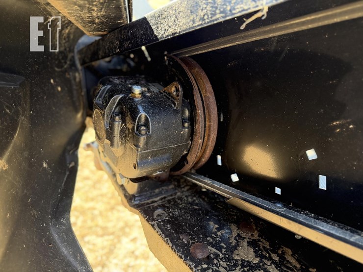 2013-mac-don-fd75-image-8