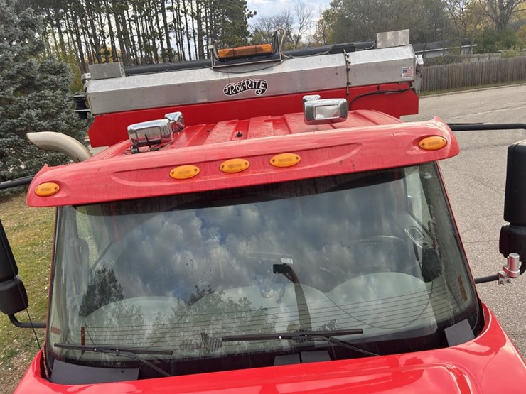 #1673-•-2002-international-workstar-tri-axle-dump-truck-image-28