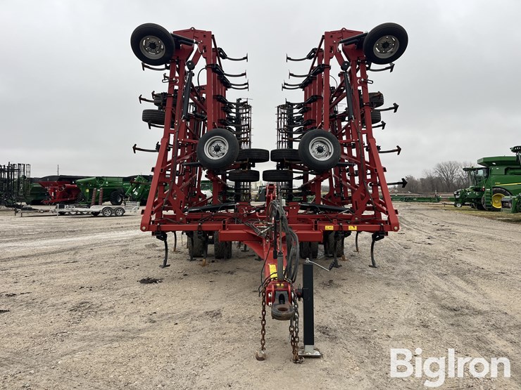 2017-case-ih-255-image-2