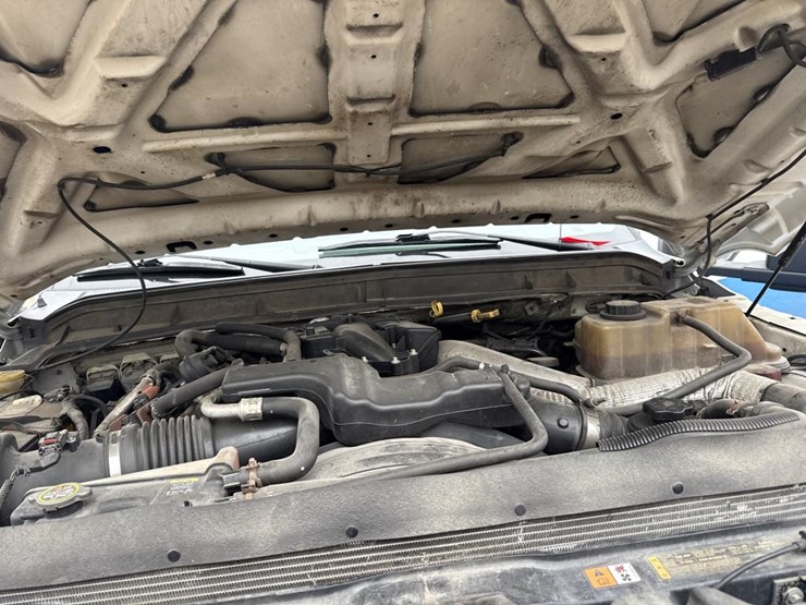 ford-f550-xlt-image-16