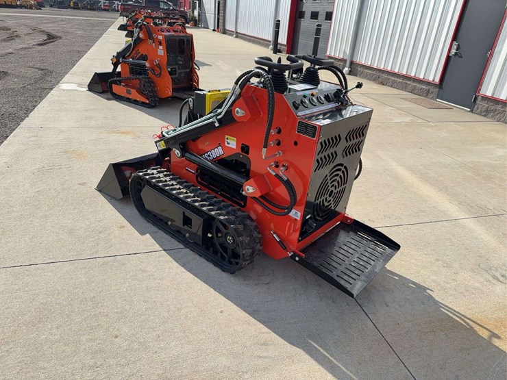 2025-mms-ms380r-stand-on-skid-loader-image-4