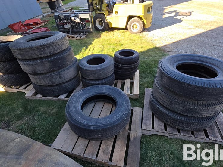 used-implement-&-vehicle-tires-image-6