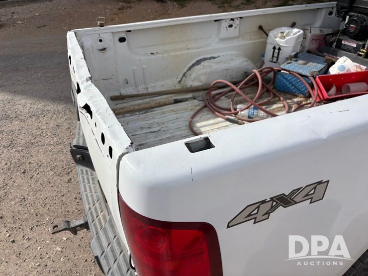 2009-gmc-sierra-2500hd-image-41