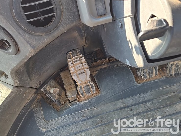 2016-caterpillar-950m-image-123