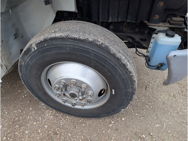 international-durastar-4300-image-13