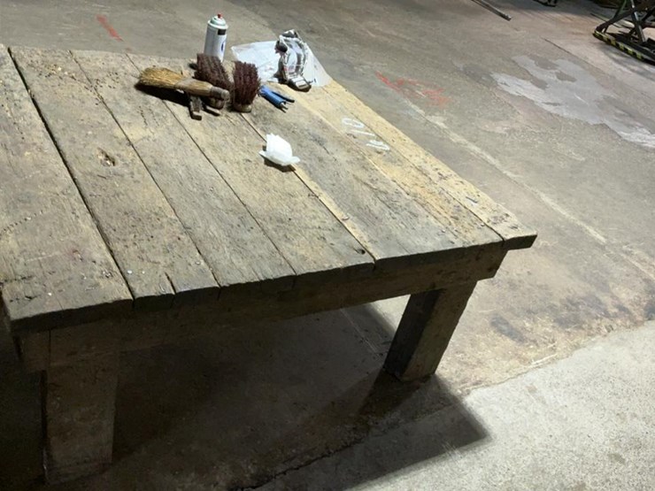 #610-•-11-wooden-tables-image-3