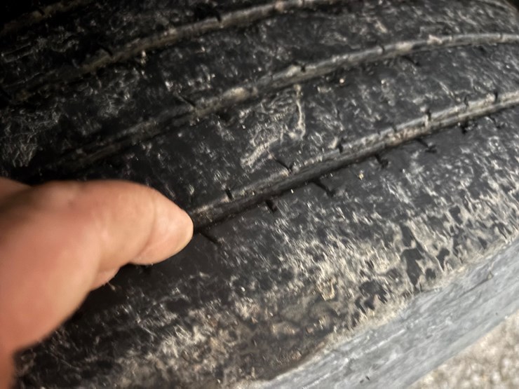 2021-timpte-grain-trailer-image-9