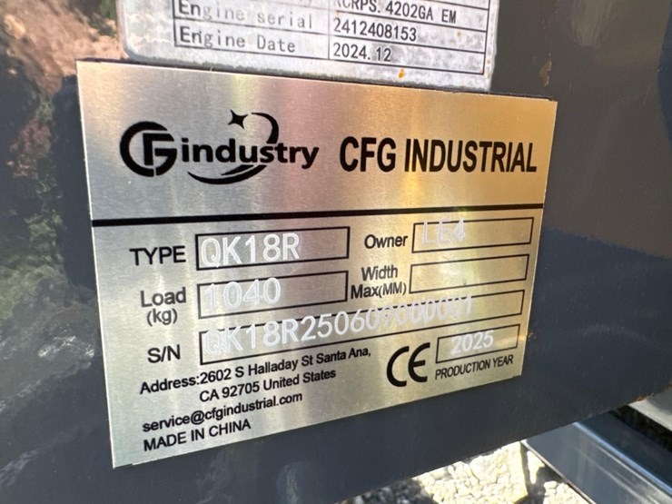 new-cfg-industrial-co-mini-excavator-model-qk18r-image-5