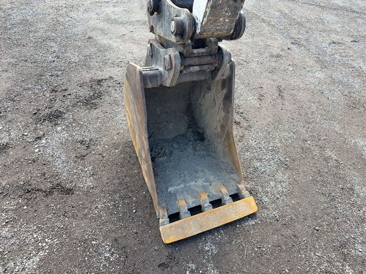 2016-bobcat-e85-image-50