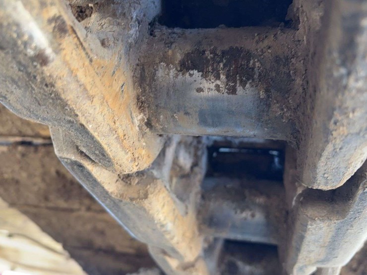 komatsu-pc210-lc-10-image-12