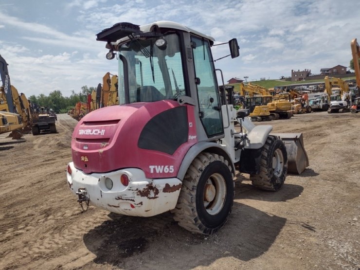 takeuchi-tw65-image-32