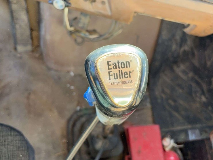 1995-ford-ltl9000-image-40