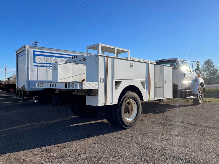 2015-ford-f650-image-5